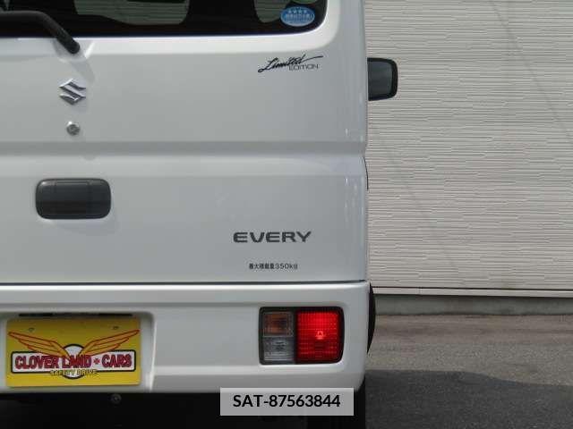 Suzuki EVERY 2018-05 336032-8