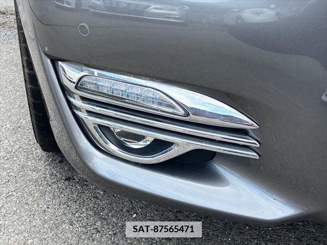 Nissan FUGA 2017-06 387976-24