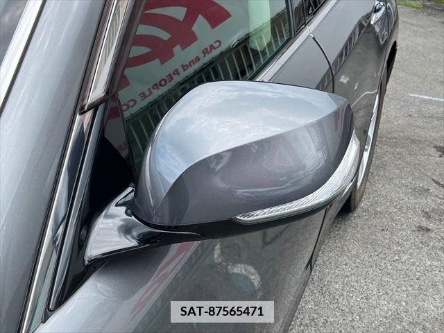 Nissan FUGA 2017-06 387976-11