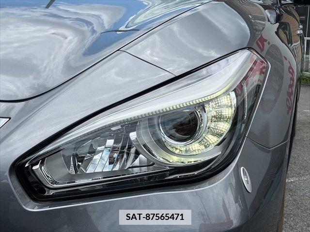 Nissan FUGA 2017-06 387976-21