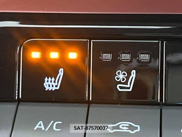 Toyota PRIUS 2023-05 366480-6
