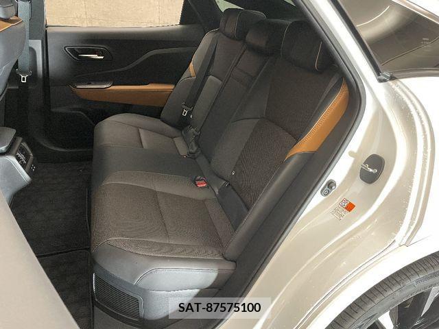 Toyota CROWN 2023-03 220211-6