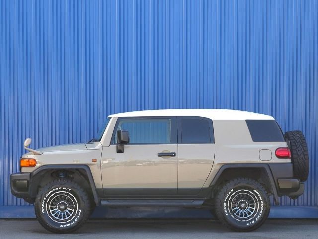 Toyota FJ CRUISER 2013-01 23145-5