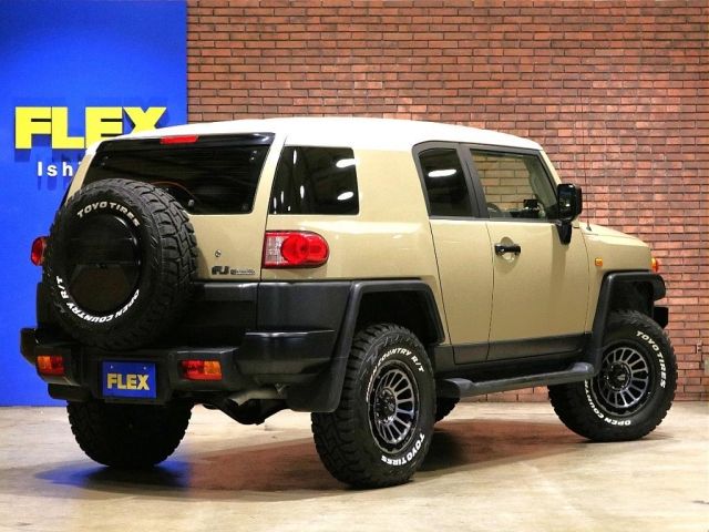 Toyota FJ CRUISER 2013-01 23145-2