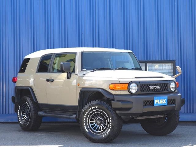 Toyota FJ CRUISER 2013-01 23145-3