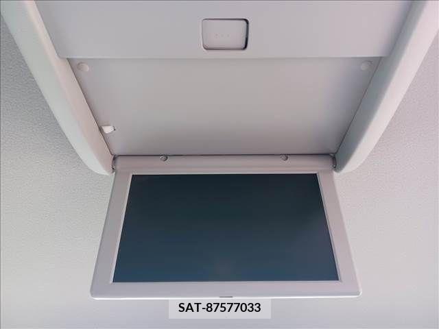Mazda MPV 2007-08 310896-14