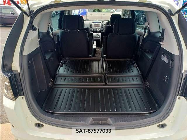 Mazda MPV 2007-08 310896-7