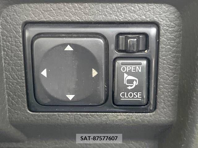 Nissan CUBE 2015-04 252126-7