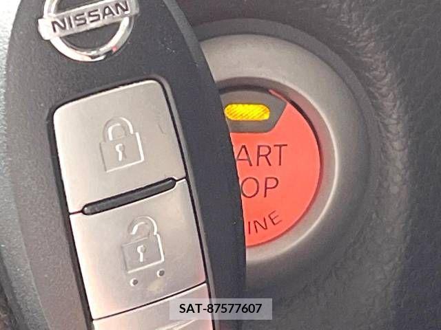 Nissan CUBE 2015-04 252126-5