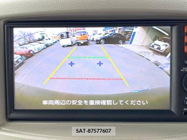 Nissan CUBE 2015-04 252126-3