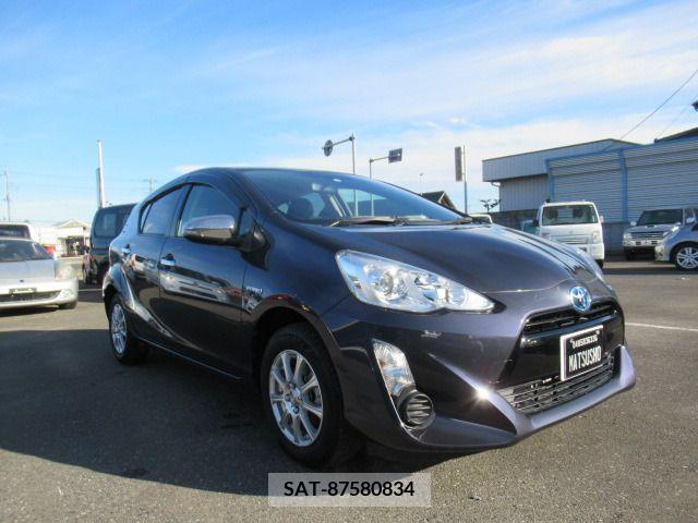 Toyota AQUA 2015-10 206471-3