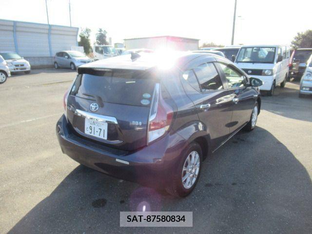 Toyota AQUA 2015-10 206471-8