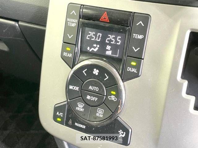 Toyota NOAH 2013-07 343271-7