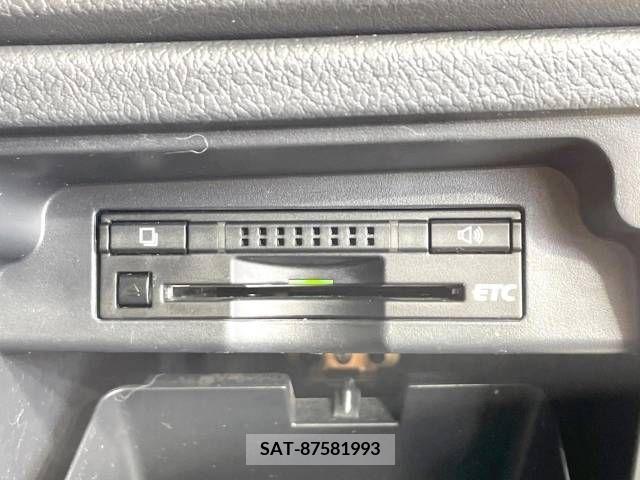 Toyota NOAH 2013-07 343271-5