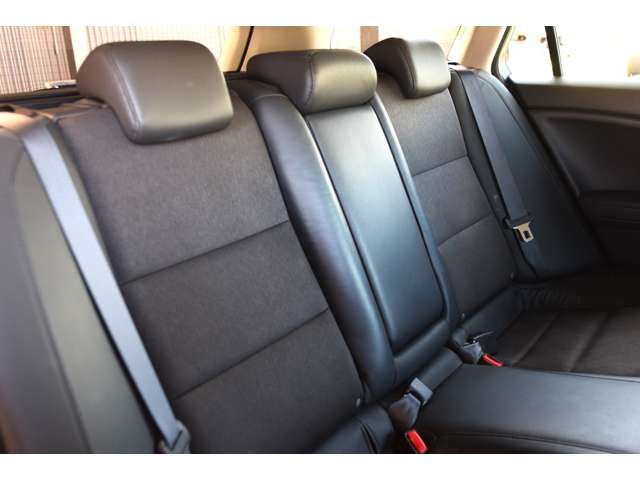 Honda ACCORD TOURER 2008-12 6660-9