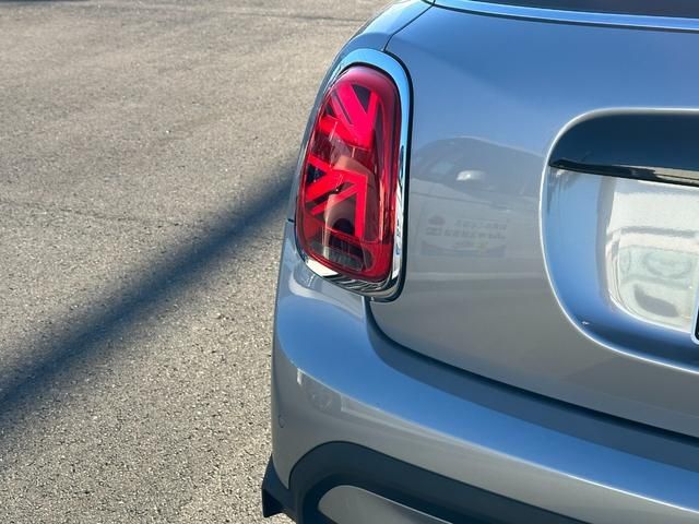 Bmw MINI 2023-06 183068-12