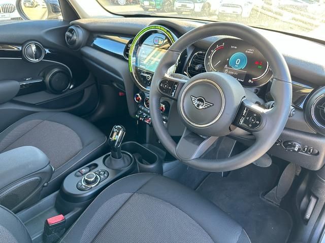 Bmw MINI 2023-06 183068-1