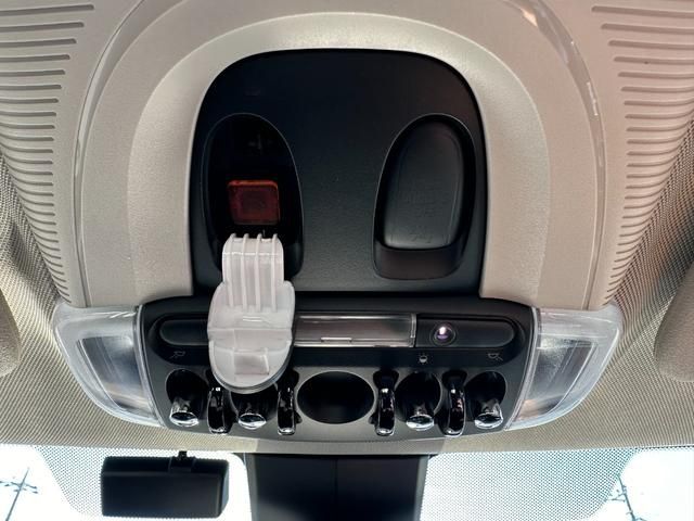 Bmw MINI 2023-06 183068-25