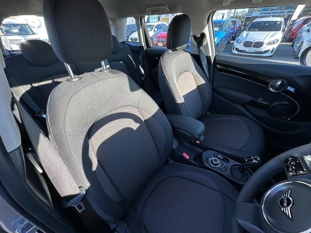Bmw MINI 2023-06 183068-16