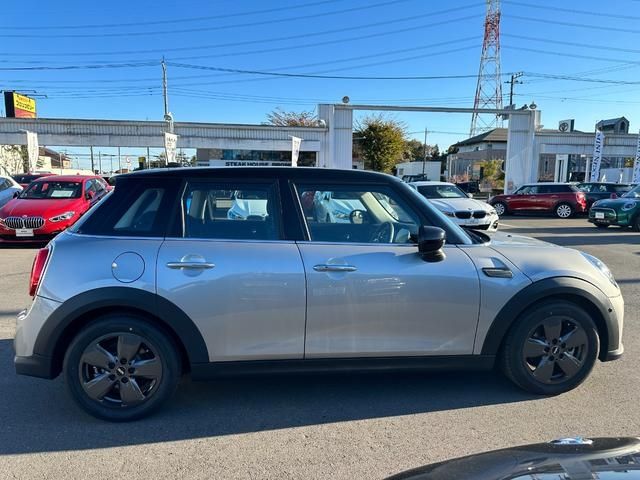 Bmw MINI 2023-06 183068-8