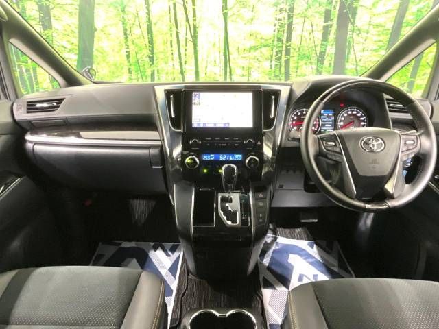 Toyota ALPHARD 2020-09 194808-1