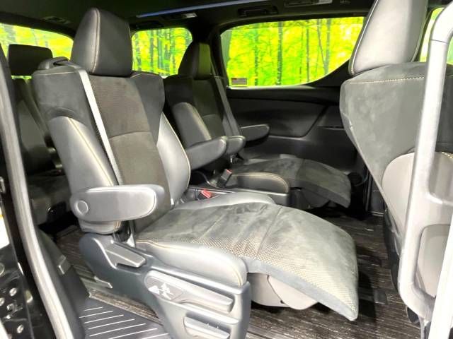 Toyota ALPHARD 2020-09 194808-9