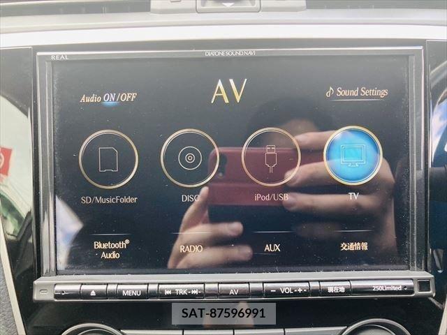 Subaru LEVORG 2017-10 391792-3