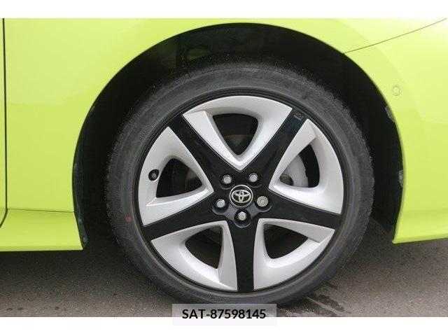 Toyota PRIUS PHV 2017-02 222896-11