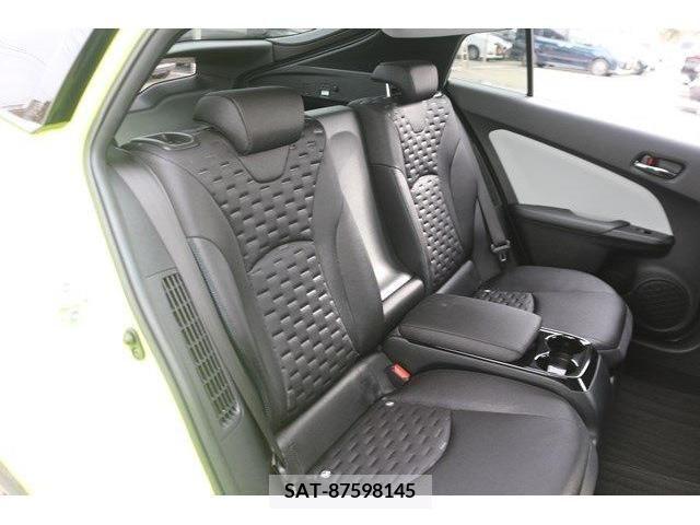 Toyota PRIUS PHV 2017-02 222896-13