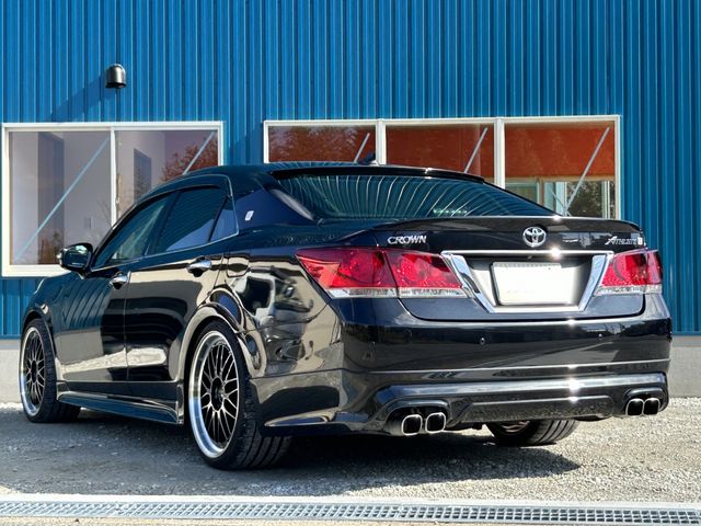 Toyota CROWN SEDAN 2014-01 193593-7