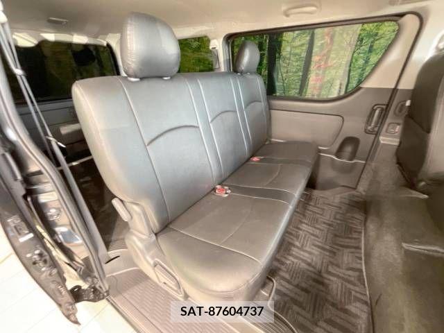 Toyota REGIUSACE VAN 2019-03 354582-9