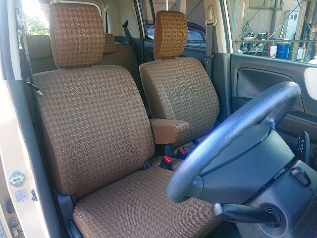 Nissan MOCO 2013-02 23288-9