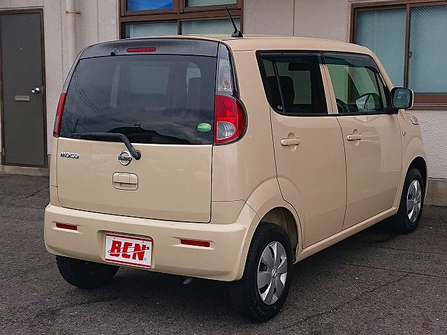 Nissan MOCO 2013-02 23288-2