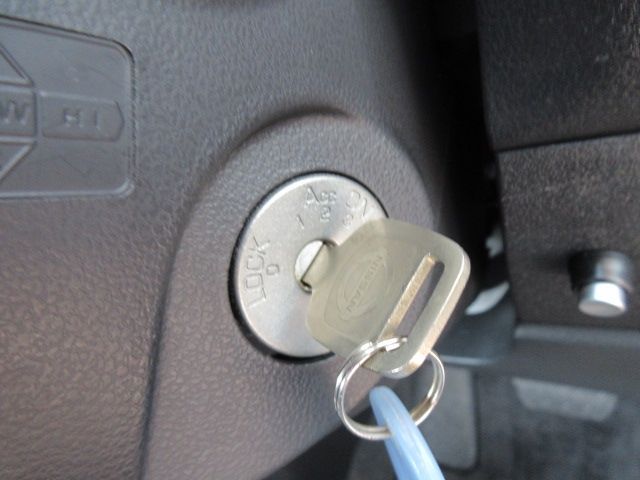 Nissan MARCH 2013-12 1690-15