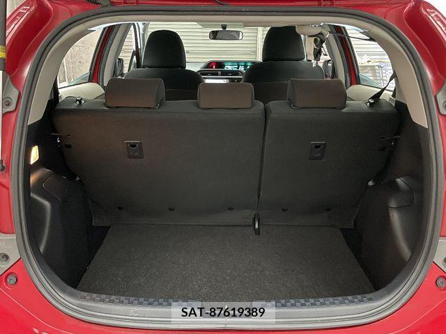 Toyota AQUA 2012-07 228657-7
