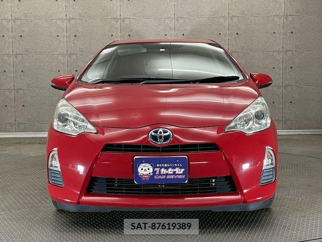 Toyota AQUA 2012-07 228657-11
