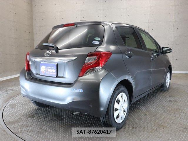 Toyota VITZ 2015-03 208965-1