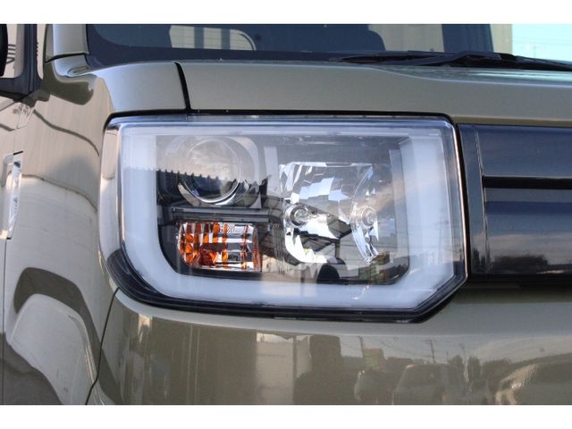 Toyota Pixis Mega 2019-05 22692-20