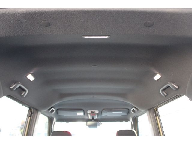 Toyota Pixis Mega 2019-05 22692-16