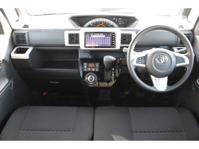 Toyota Pixis Mega 2019-05 22692-2