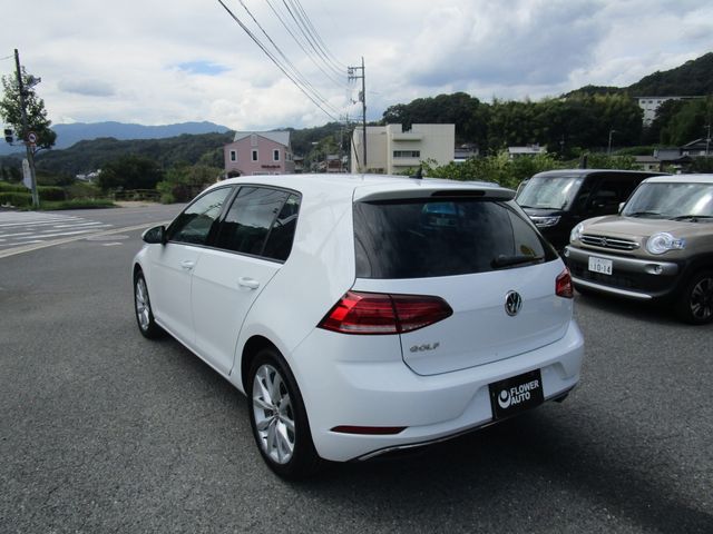 VolksWagen GOLF 2018-09 11732-4