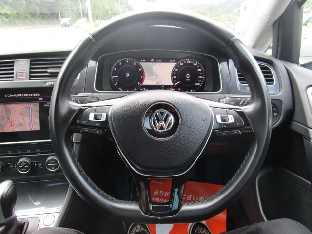 VolksWagen GOLF 2018-09 11732-28