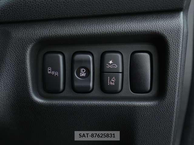 Mitsubishi RVR 2023-04 374816-15