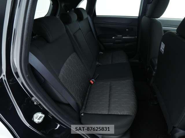 Mitsubishi RVR 2023-04 374816-5