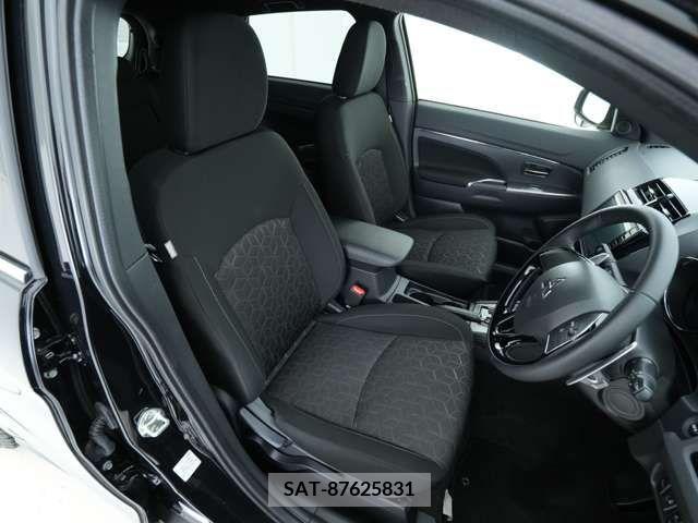 Mitsubishi RVR 2023-04 374816-4