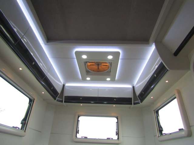 Suzuki CARRY TRUCK 2022-08 4020-14