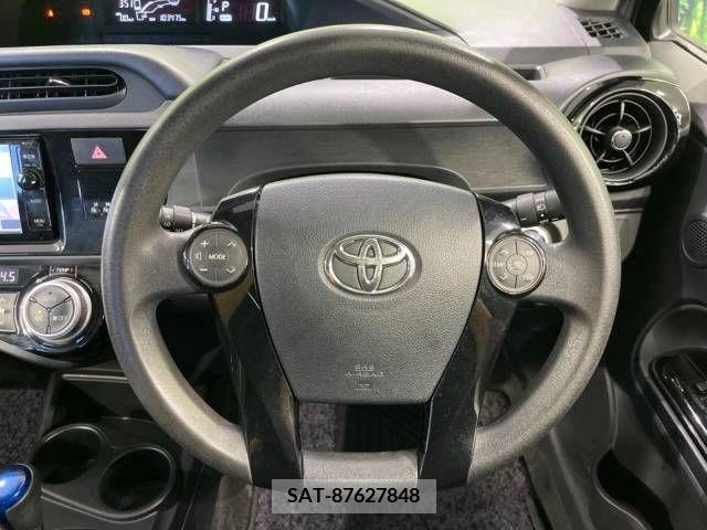 Toyota AQUA 2016-07 356220-11