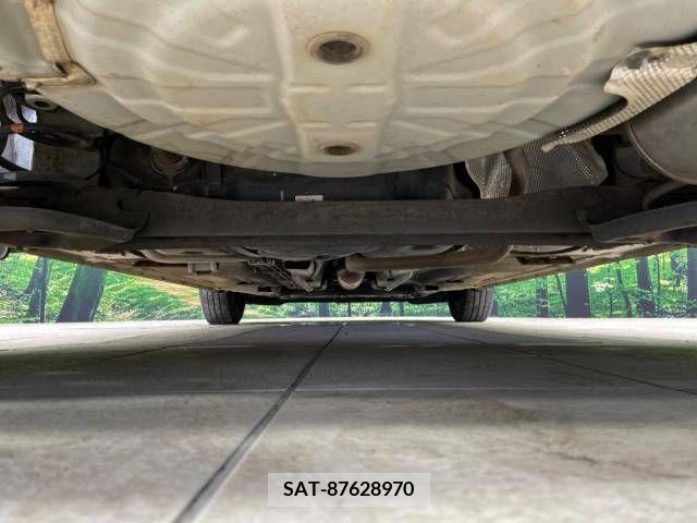 Nissan NOTE 2018-01 348419-19