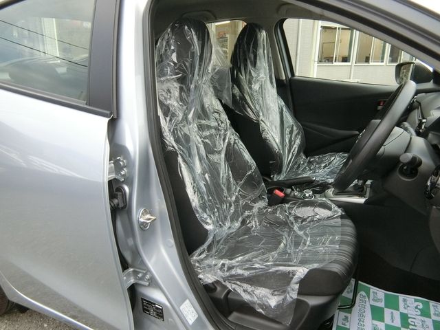 Mazda MAZDA2 2020-03 21235-5