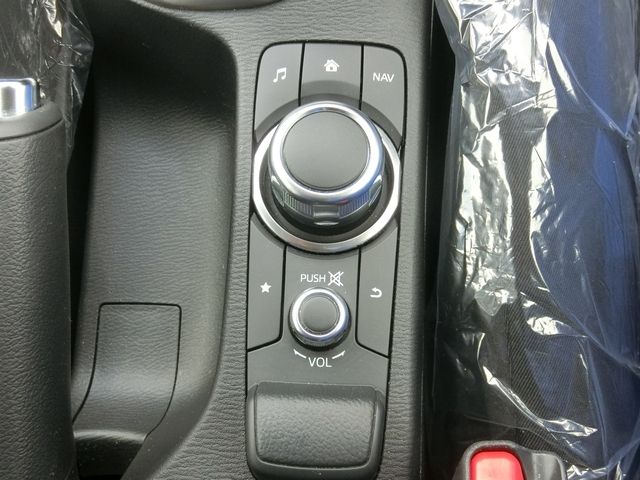 Mazda MAZDA2 2020-03 21235-11